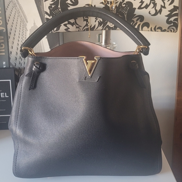 LOUIS VUITTON Rare Tournon Hobo Bag - Picture 11 of 14